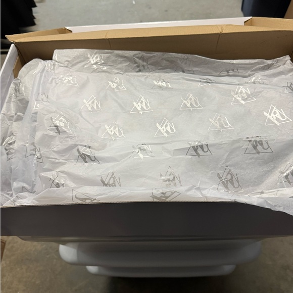 COPY - Y.R.U.-Platform Lace up ankle boots. - Picture 8 of 9